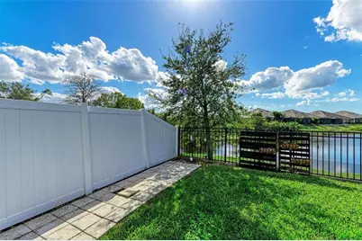 3519 74th Avenue Circle E, Sarasota, FL 34243 - Photo 30
