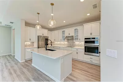 3519 74th Avenue Circle E, Sarasota, FL 34243 - Photo 14