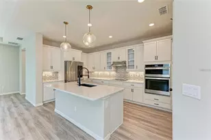 3519 74th Ave Cir E, Sarasota, FL 34243 - Photo 14