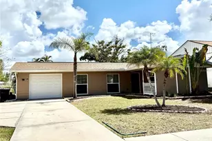 3715 Sharondale Dr, Sarasota, FL 34232 - Photo 4