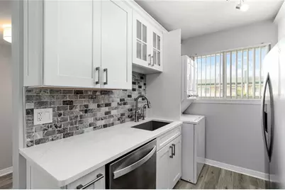 150 Harborside Avenue #307, Punta Gorda, FL 33950 - Photo 14