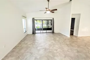 7805 Pine Trace Dr, Sarasota, FL 34243 - Photo 4