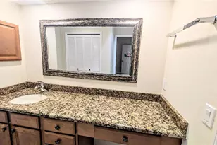 7805 Pine Trace Dr, Sarasota, FL 34243 - Photo 16