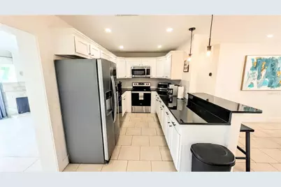 4515 Spahn Street, Sarasota, FL 34232 - Photo 6