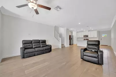 17436 Holly Well Avenue, Wimauma, FL 33598 - Photo 18