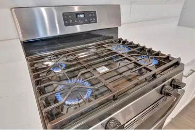 17436 Holly Well Avenue, Wimauma, FL 33598 - Photo 10