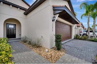 17436 Holly Well Avenue, Wimauma, FL 33598 - Photo 4