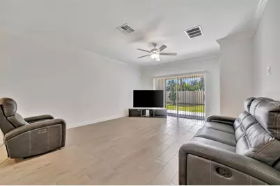 17436 Holly Well Avenue, Wimauma, FL 33598 - Photo 16