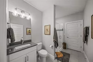 459 Wingfield Dr, Sarasota, FL 34237 - Photo 34