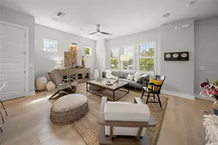 459 Wingfield Dr, Sarasota, FL 34237 - Photo 20