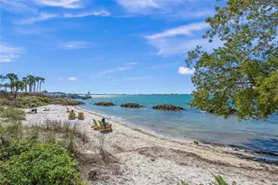 459 Wingfield Dr, Sarasota, FL 34237 - Photo 50