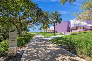 459 Wingfield Dr, Sarasota, FL 34237 - Photo 54