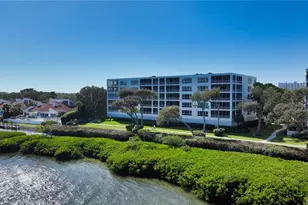 2410 Harbourside Dr, Longboat Key, FL 34228 - Photo 40
