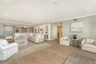 2410 Harbourside Dr, Longboat Key, FL 34228 - Photo 10