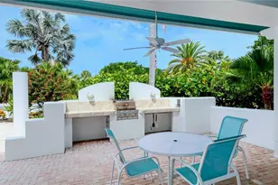 2410 Harbourside Dr, Longboat Key, FL 34228 - Photo 46