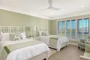 2410 Harbourside Dr, Longboat Key, FL 34228 - Photo 32