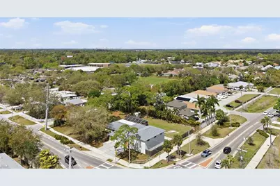 5251 Ashton Road, Sarasota, FL 34233 - Photo 6