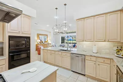 7304 Saint Georges Way, University Park, FL 34201 - Photo 14