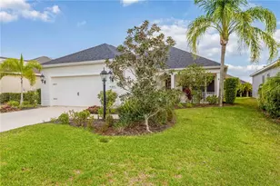 10933 Blue Magnolia Ln, Parrish, FL 34219 - Photo 2
