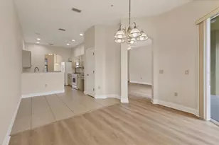 8411 Miramar Way, Lakewood Ranch, FL 34202 - Photo 18