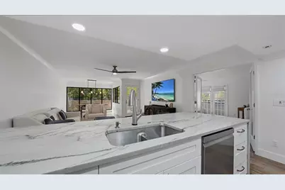 825 S Osprey Avenue #101, Sarasota, FL 34236 - Photo 12