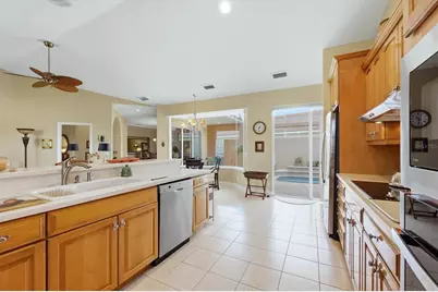 4501 Murcia Boulevard #7, Sarasota, FL 34238 - Photo 14