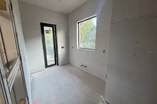 2100 McClellan Pkwy, Sarasota, FL 34239 - Photo 20