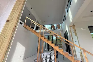 2100 McClellan Pkwy, Sarasota, FL 34239 - Photo 14