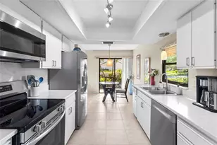 4611 Hidden View Pl, Sarasota, FL 34235 - Photo 24