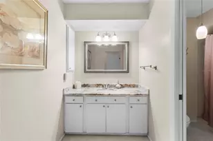 4611 Hidden View Pl, Sarasota, FL 34235 - Photo 32