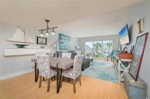 845 Benjamin Franklin Dr, Sarasota, FL 34236 - Photo 4