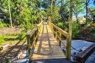 2749 Orchid Oaks Dr, Sarasota, FL 34239 - Photo 36