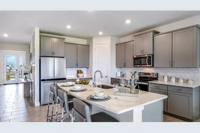 2862 Fishery Court, Lakewood Ranch, FL 34211 - Photo 4