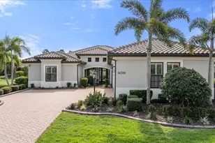 16316 Castle Park Terrace, Lakewood Ranch, FL 34202 - Photo 2