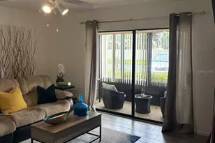 5689 Gardens Dr, Sarasota, FL 34243 - Photo 6