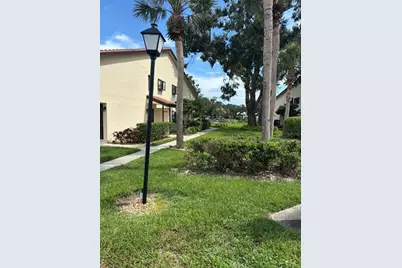 5689 Gardens Drive, Sarasota, FL 34243 - Photo 2