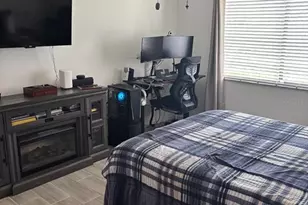 5689 Gardens Dr, Sarasota, FL 34243 - Photo 16