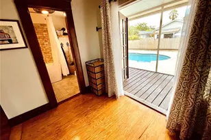 206 W Haya St, Tampa, FL 33603 - Photo 14