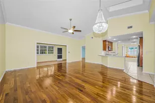737 McCallister Ave, Sun City Center, FL 33573 - Photo 8