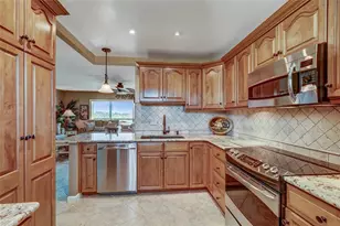 4040 Ironwood Cir, Bradenton, FL 34209 - Photo 12