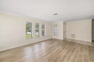 1097 Willis Ave, Sarasota, FL 34232 - Photo 4