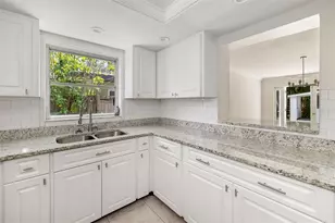 1097 Willis Ave, Sarasota, FL 34232 - Photo 16