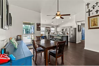 3703 31st Street E, Bradenton, FL 34208 - Photo 8