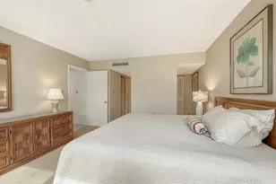 6287 Midnight Pass Rd, Sarasota, FL 34242 - Photo 16