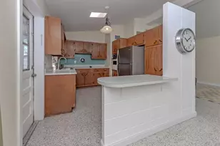 317 Hillview Rd, Venice, FL 34293 - Photo 16