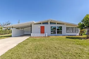 317 Hillview Rd, Venice, FL 34293 - Photo 1