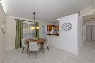 317 Hillview Rd, Venice, FL 34293 - Photo 12