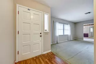 1303 Brantwood Dr, Valrico, FL 33594 - Photo 6