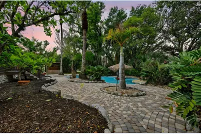 6888 Myakka Valley Trl, Sarasota, FL 34241 - Photo 6
