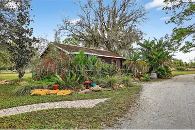 6888 Myakka Valley Trl, Sarasota, FL 34241 - Photo 44